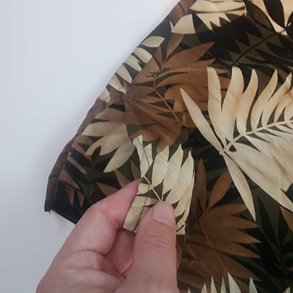 Vintage Josephine Chaus 100% Silk Button Up, Size 14 - Picture 6 of 11